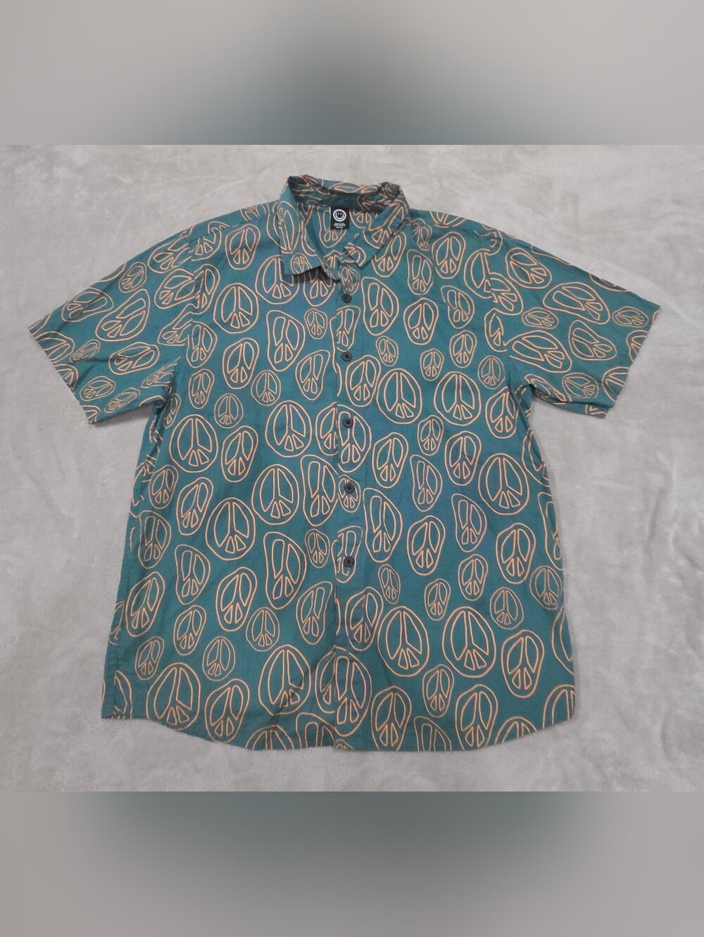 Neff Mens Green Peace Sign Shirt